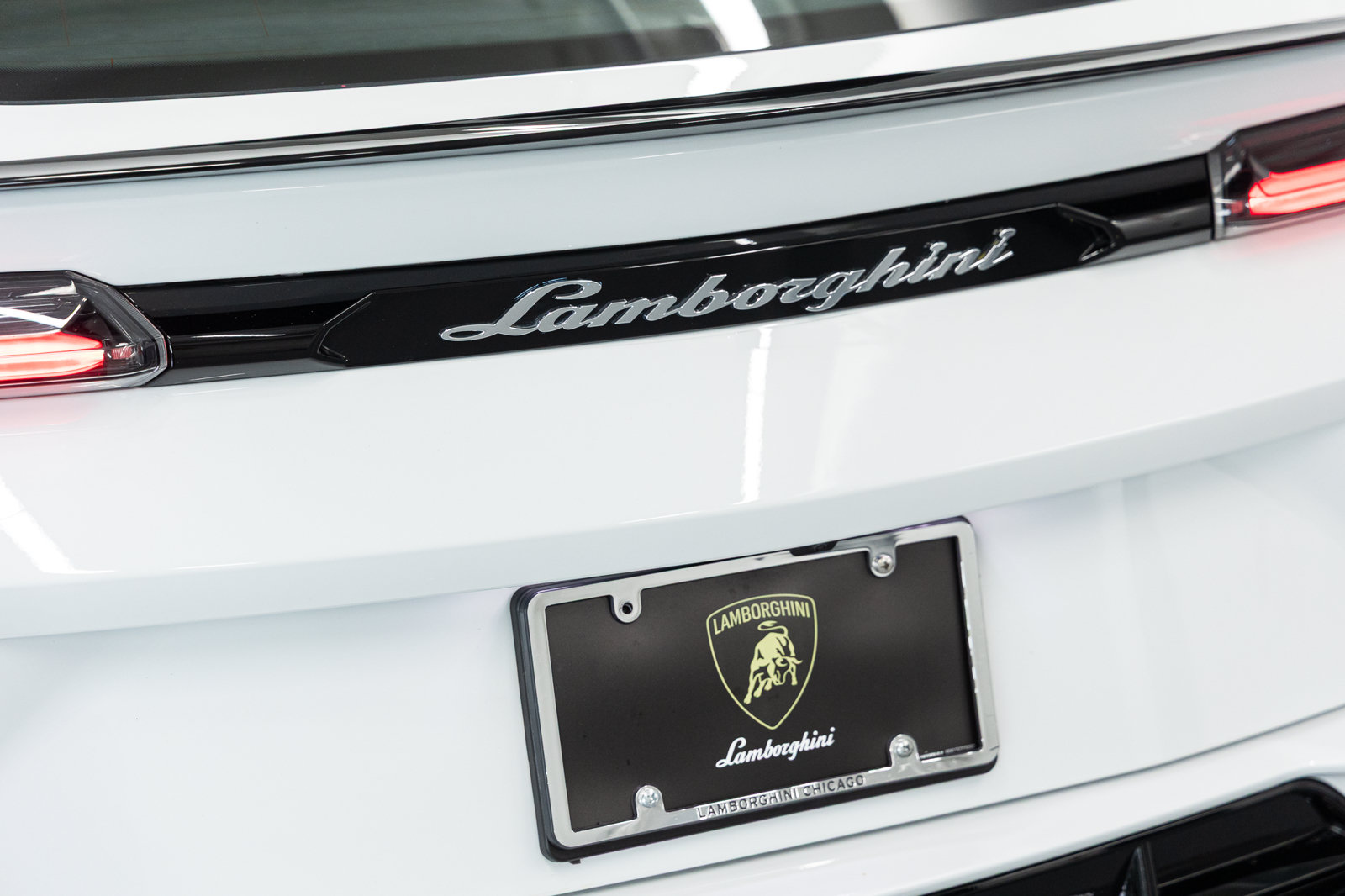 Used 2024 Lamborghini Urus S AWD/4WD image 22