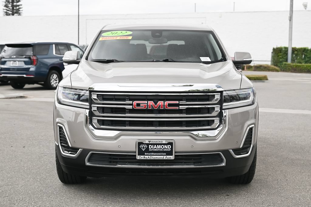 Used 2022 GMC Acadia SLE FWD image 3