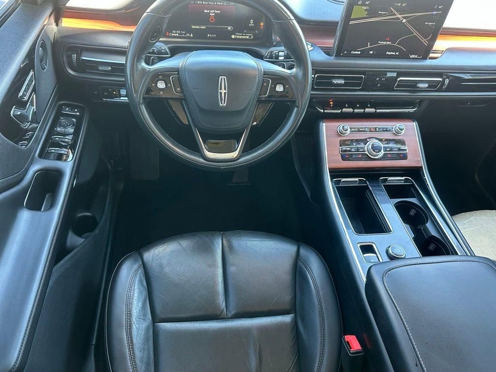Used 2023 Lincoln Aviator Reserve image 8