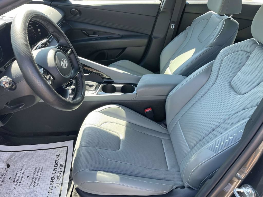 Used 2024 Hyundai Elantra Limited FWD image 13