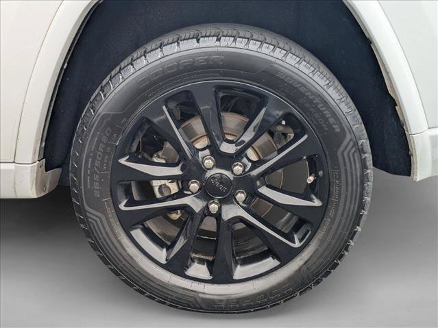 Used 2022 Jeep Grand Cherokee Laredo X RWD image 24