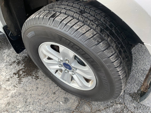 Used 2016 Ford F150 XLT w/ Equipment Group 301A Mid image 9