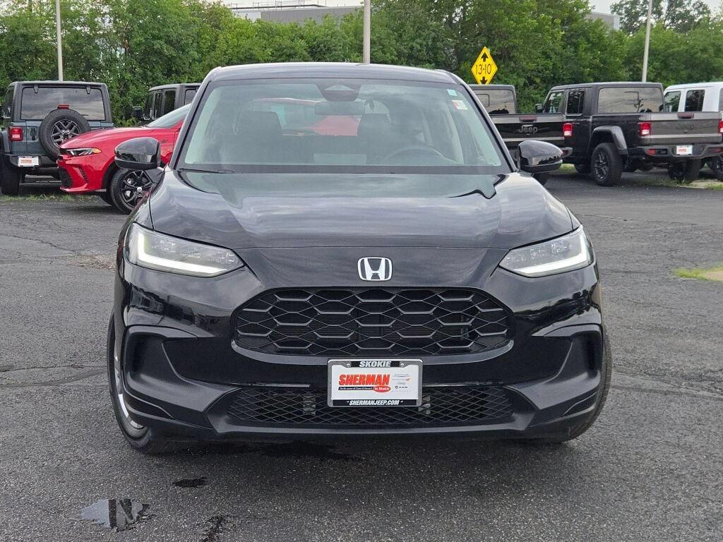 Used 2025 Honda HR-V LX image 4