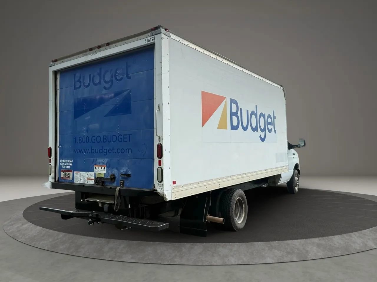 Used 2016 Ford E-350 and Econoline 350 Super Duty image 4