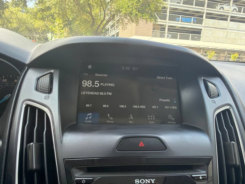 Used 2017 Ford Focus Titanium w/ Titanium Technology Package FWD image 33