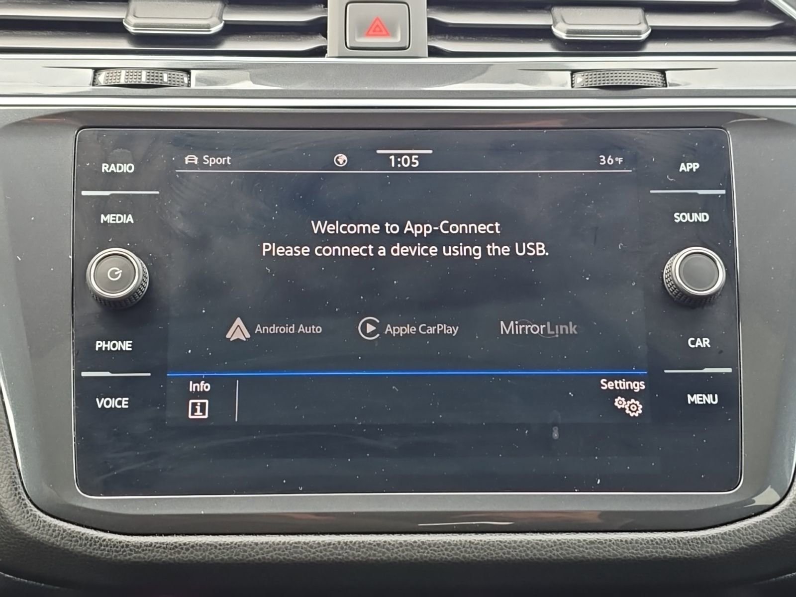 Certified 2023 Volkswagen Tiguan SE image 26