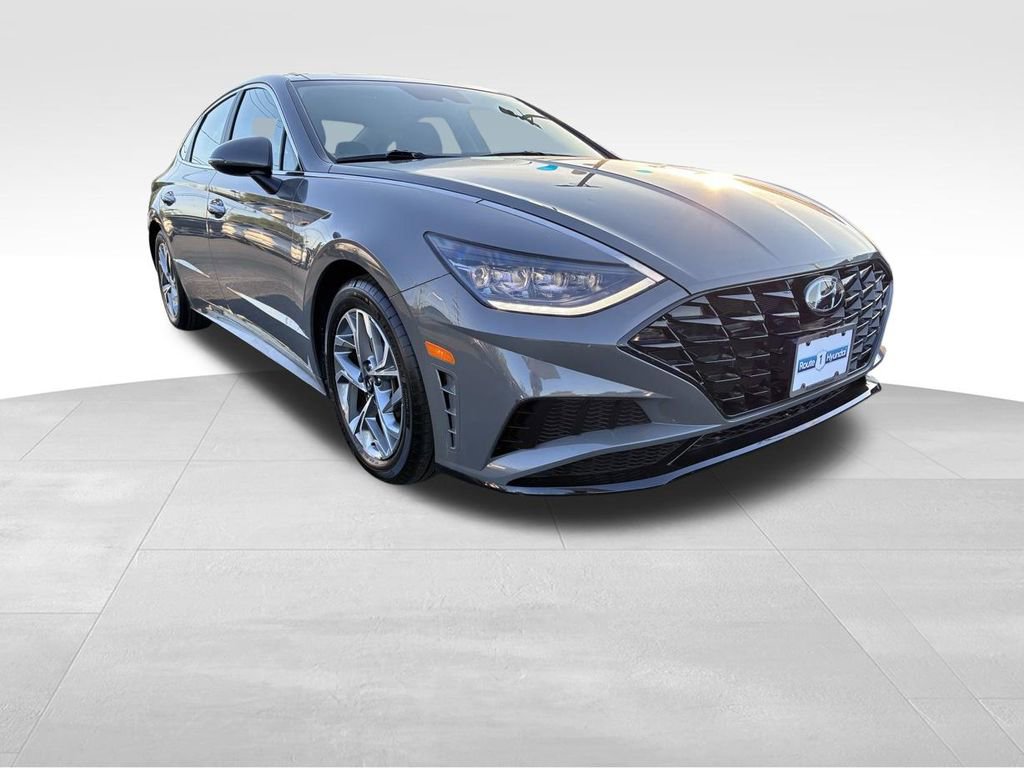 Used 2023 Hyundai Sonata SEL w/ Convenience Package FWD image 1