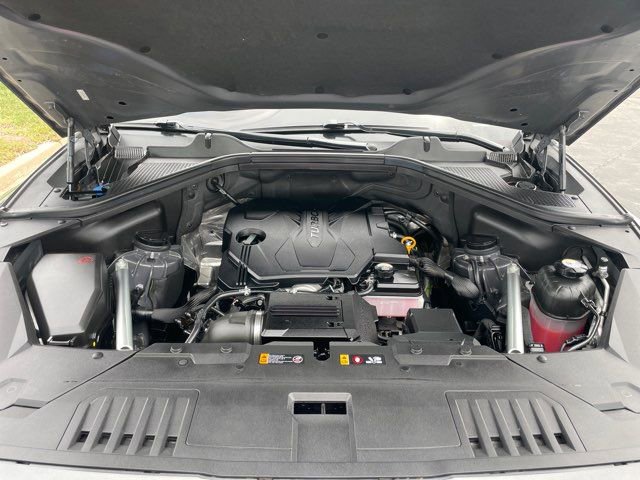 Used 2021 Genesis GV80 2.5T w/ Prestige Package 04 AWD/4WD image 2