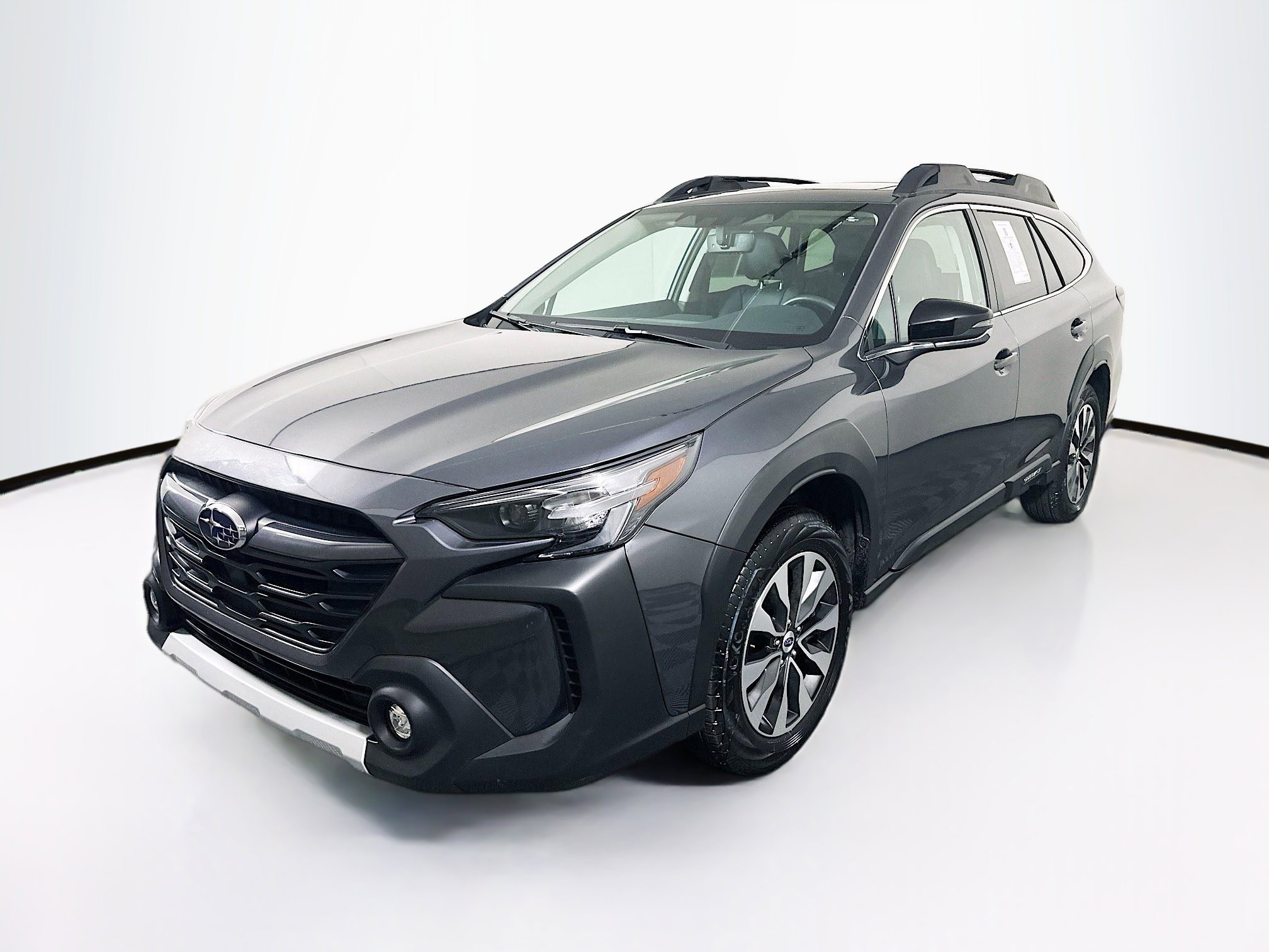 Used 2024 Subaru Outback Limited image 3