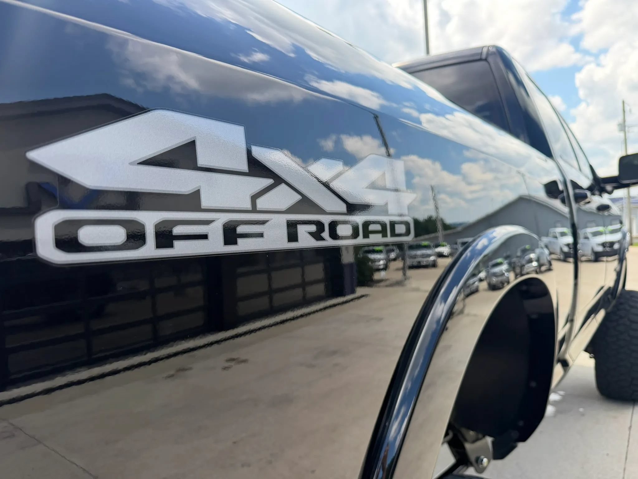 Used 2020 RAM 2500 Limited AWD/4WD image 64