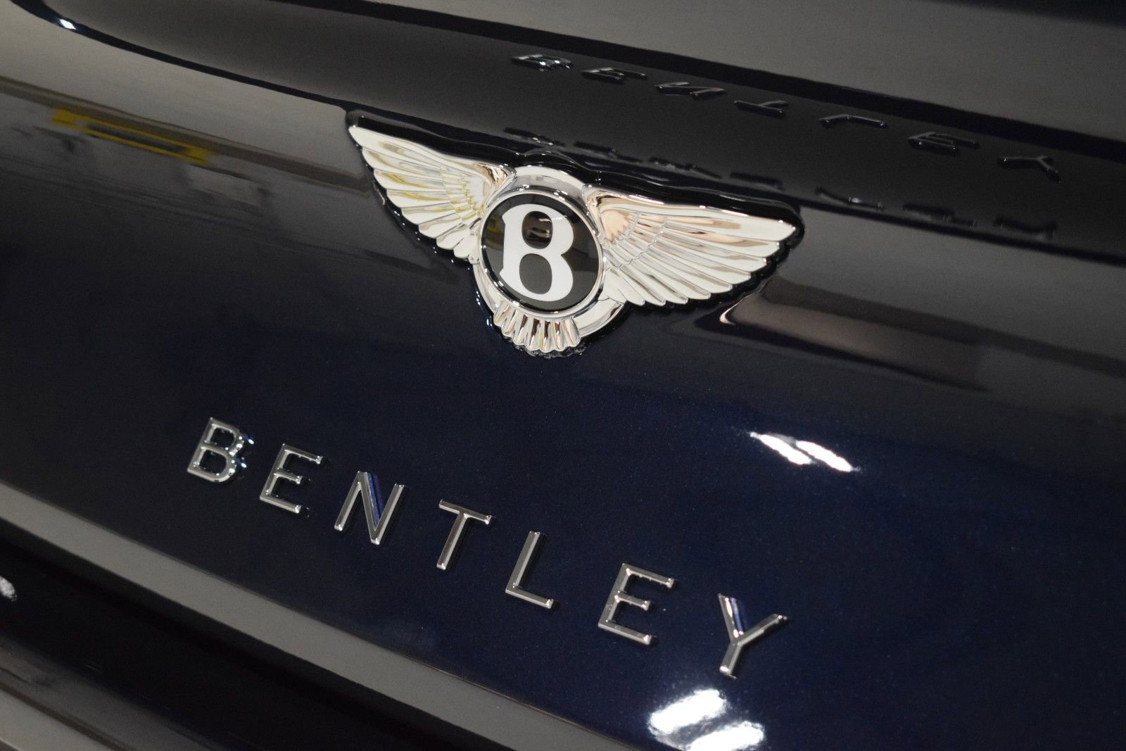 New 2026 Bentley Continental GTC AWD/4WD image 13