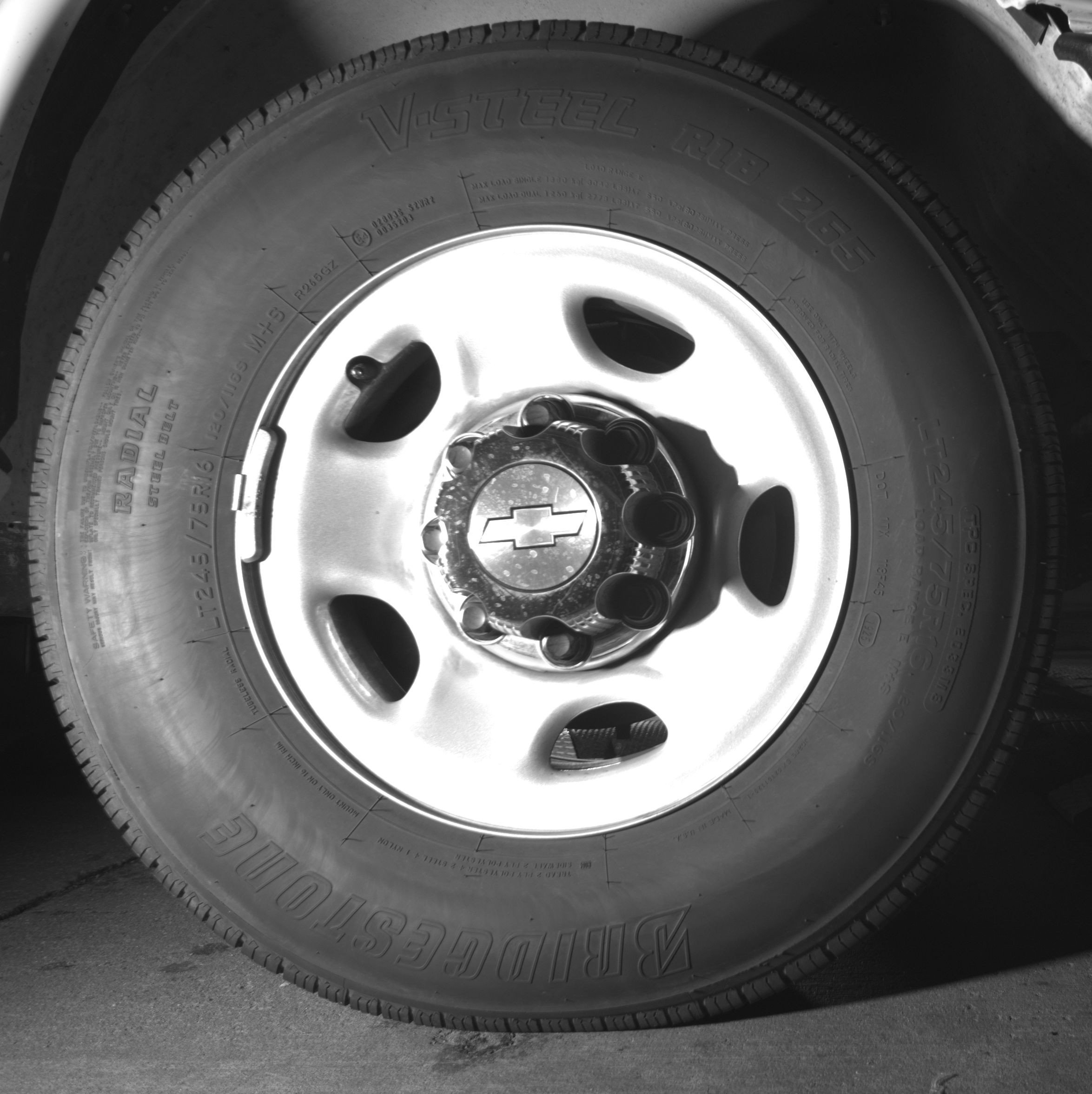 Used 2025 Chevrolet Express 3500 LT w/ LT Preferred Equipment Group RWD image 13