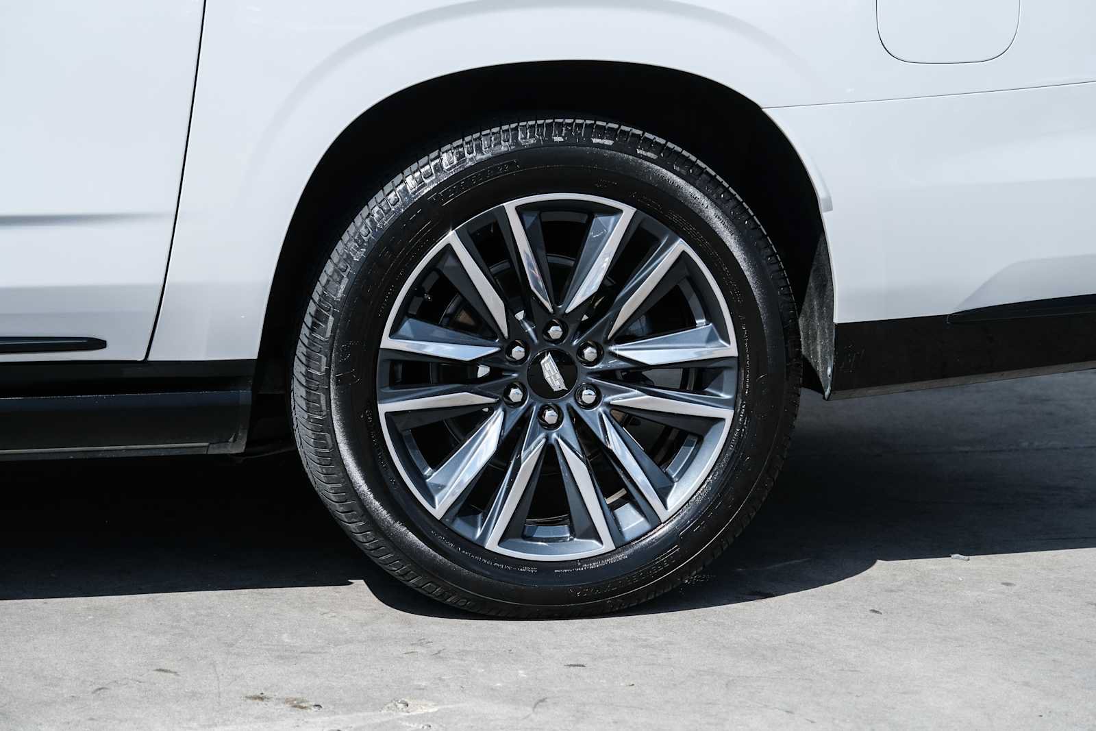Used 2023 Cadillac Escalade ESV Sport w/ Touring Package AWD/4WD image 20