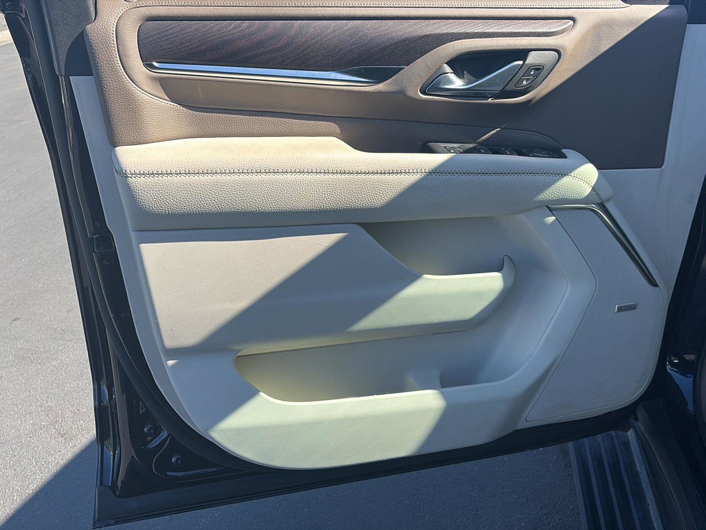 Used 2023 GMC Yukon Denali w/ Max Trailering Package image 7