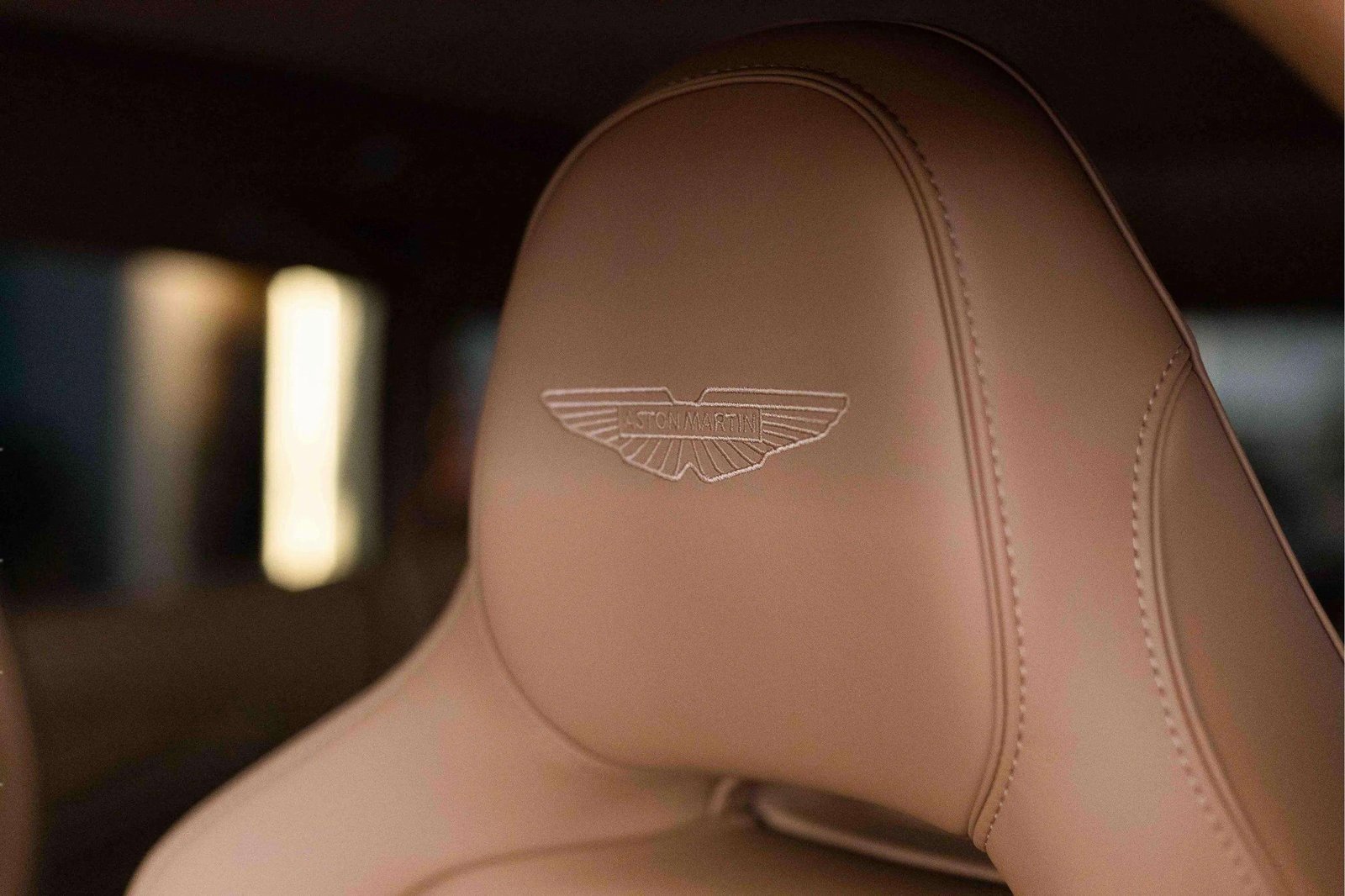 New 2025 Aston Martin DBX 707 image 14