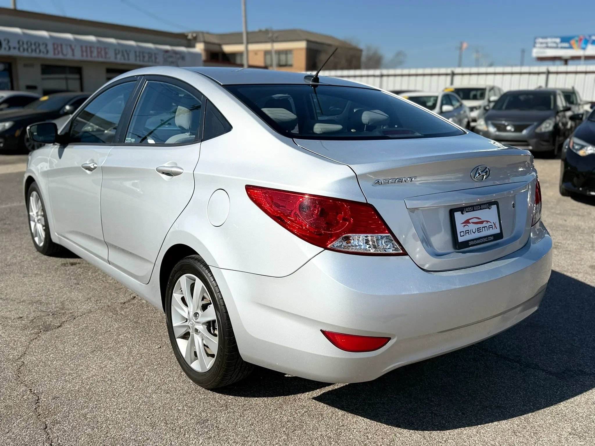 Used 2013 Hyundai Accent GLS w/ Premium Pkg FWD image 8