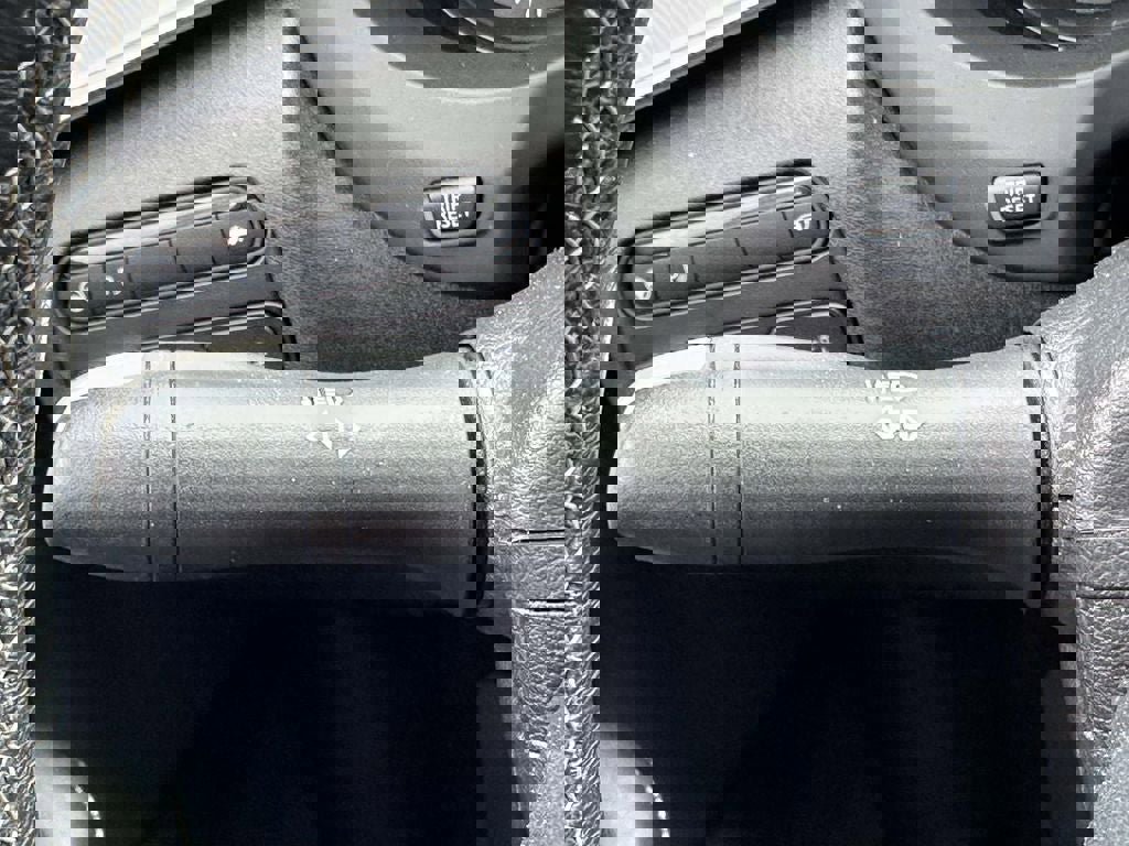 Used 2022 INFINITI QX50 Essential image 34