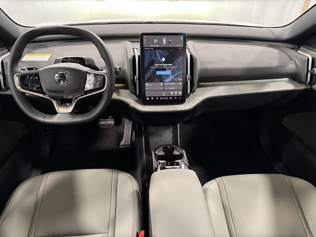 New 2026 Volvo EX30 Cross Country Ultra image 2