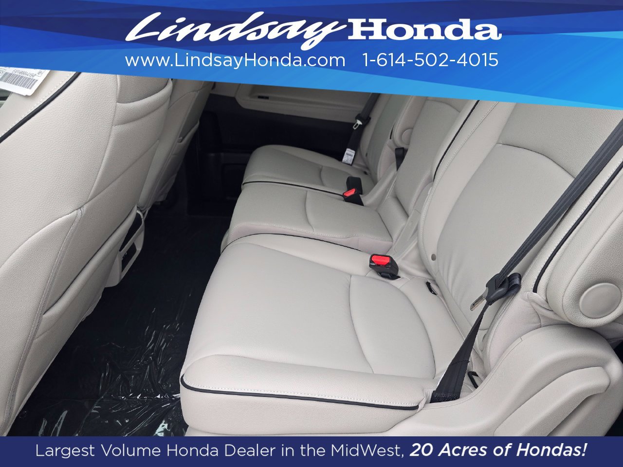 New 2026 Honda Odyssey Touring image 3