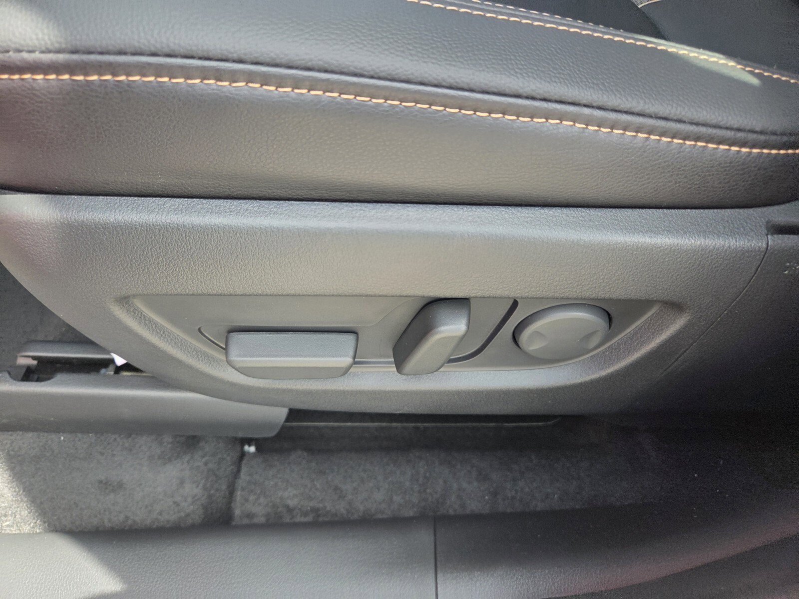 New 2026 MAZDA CX-70 SC AWD/4WD image 4