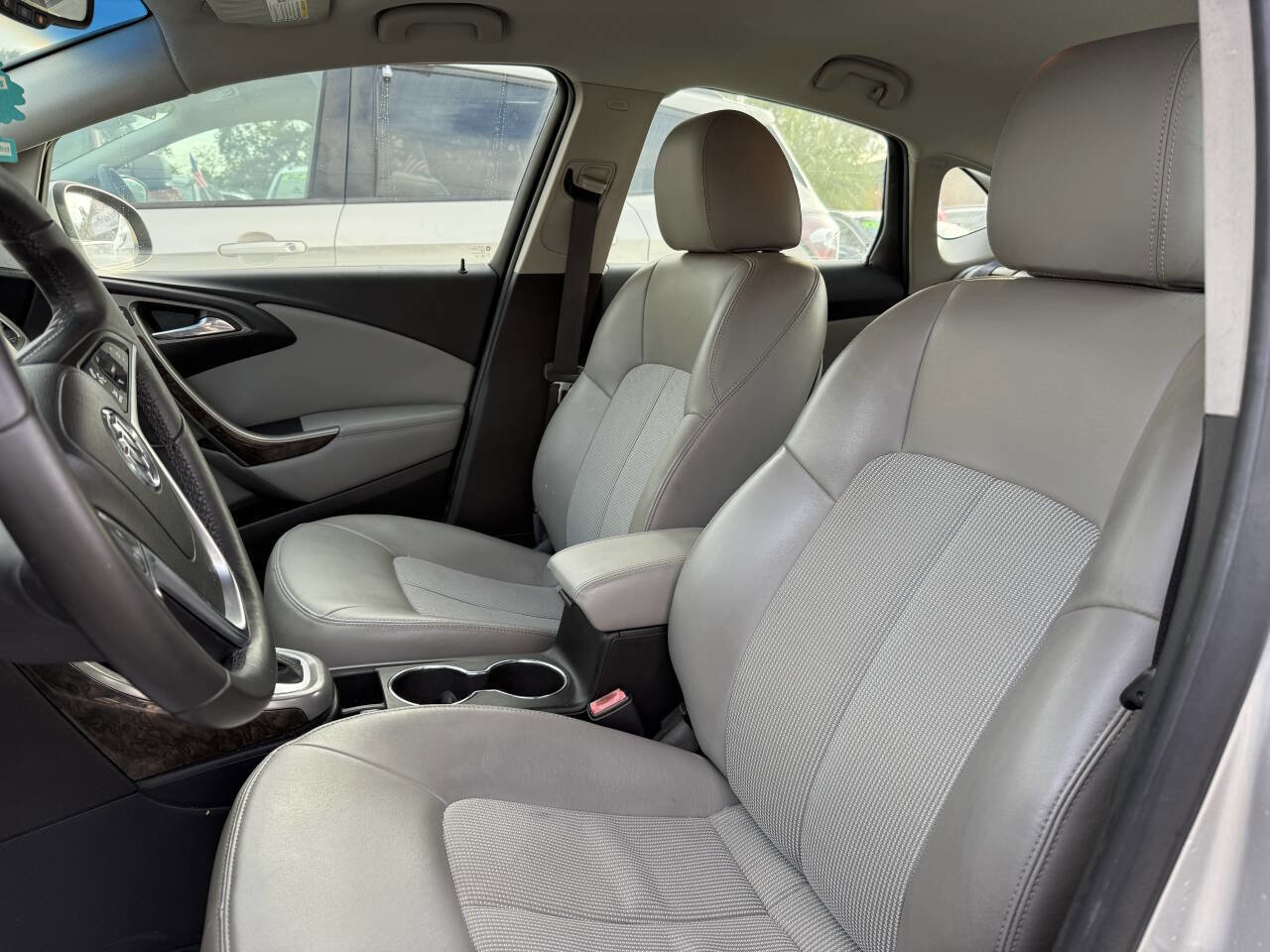 Used 2012 Buick Verano FWD image 11