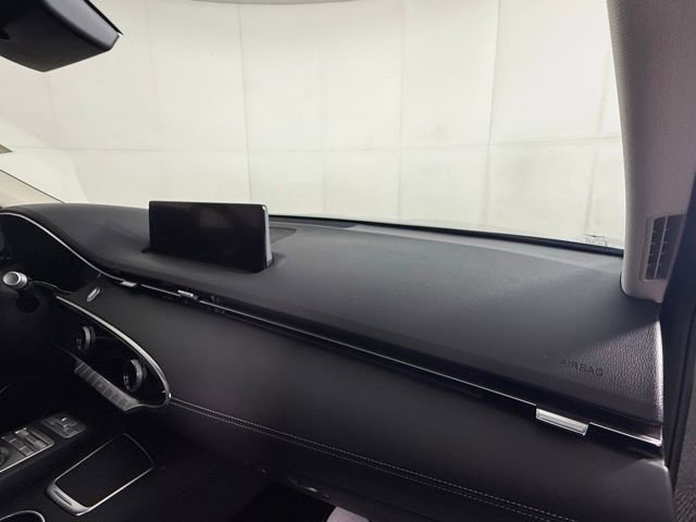 Used 2023 Genesis GV70 2.5T Select w/ Select Package image 31