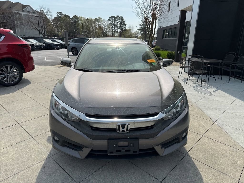 Used 2018 Honda Civic EX-T image 2