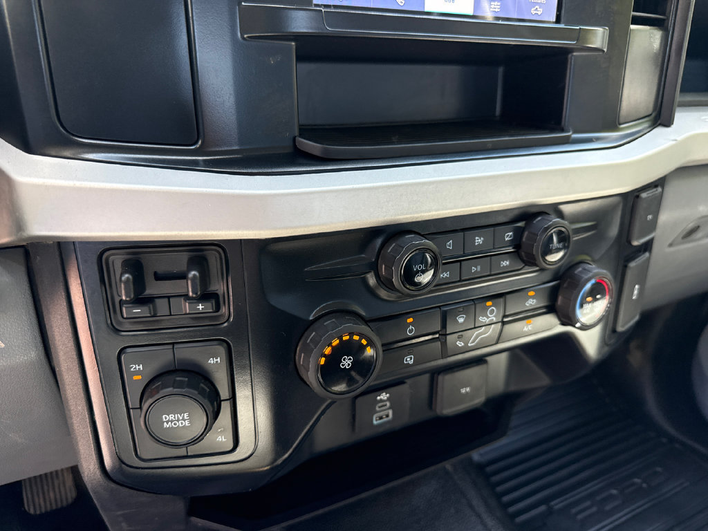 Used 2024 Ford F350 XL AWD/4WD image 28