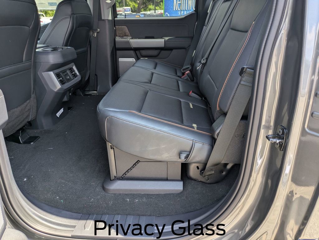 New 2025 Ford F250 Lariat w/ Lariat Ultimate Package image 35