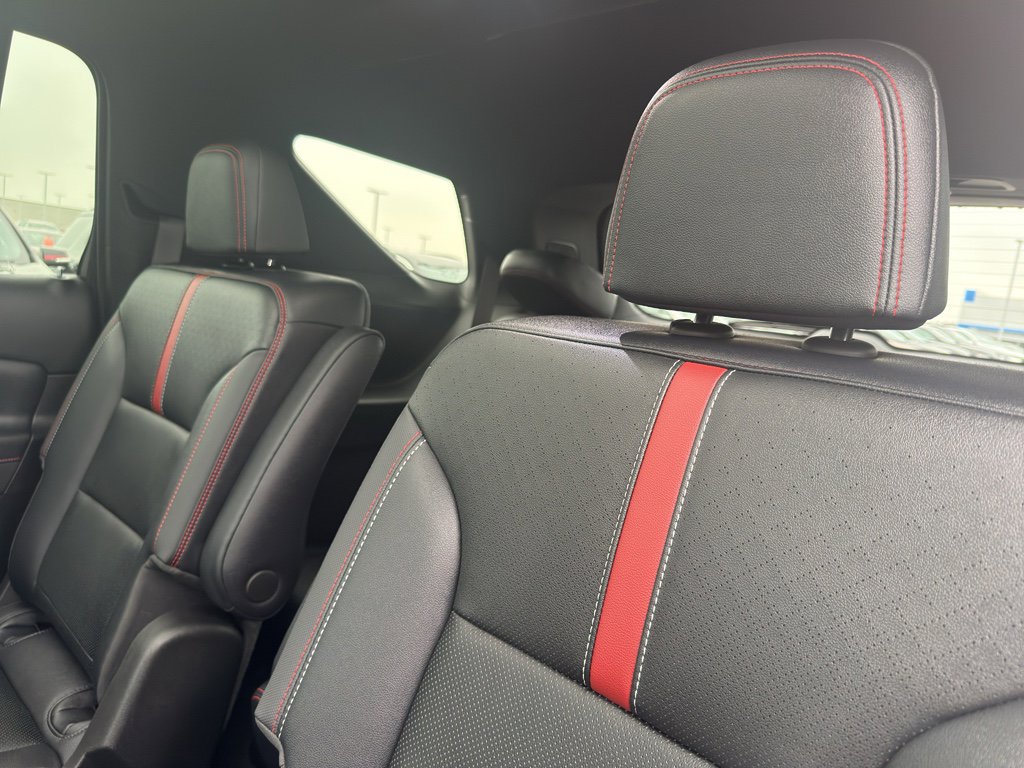 Used 2024 Chevrolet Traverse RS w/ LPO, Floor Liner Package image 35