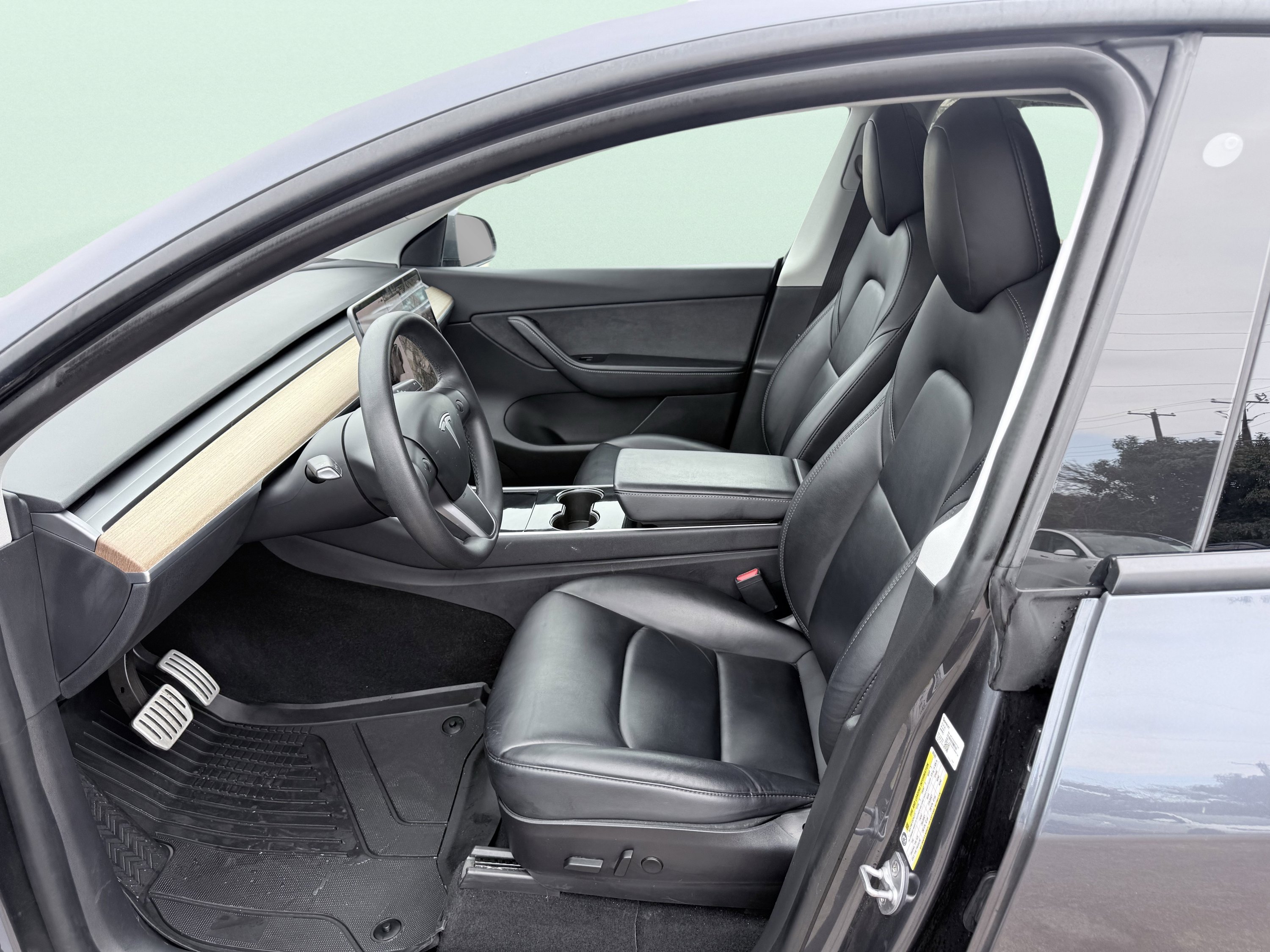 Used 2020 Tesla Model Y Performance image 28