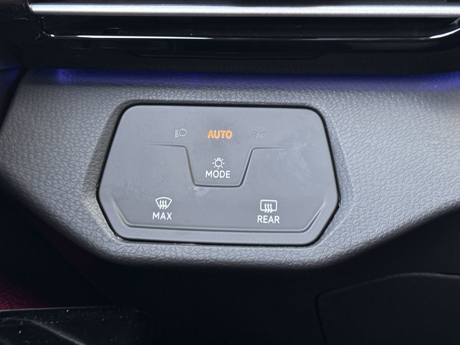 New 2026 Volkswagen ID.4 Pro RWD image 18