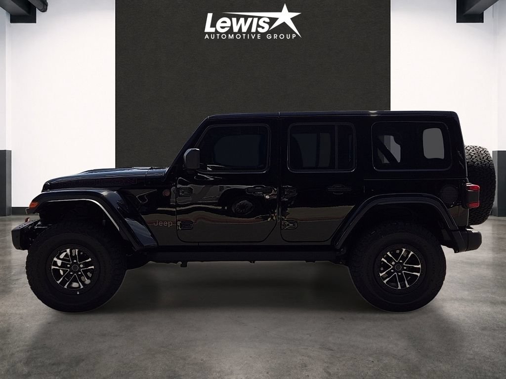 Used 2026 Jeep Wrangler Unlimited Rubicon AWD/4WD image 2
