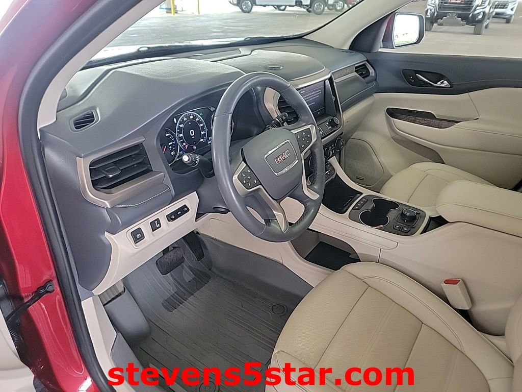 Used 2023 GMC Acadia Denali image 14