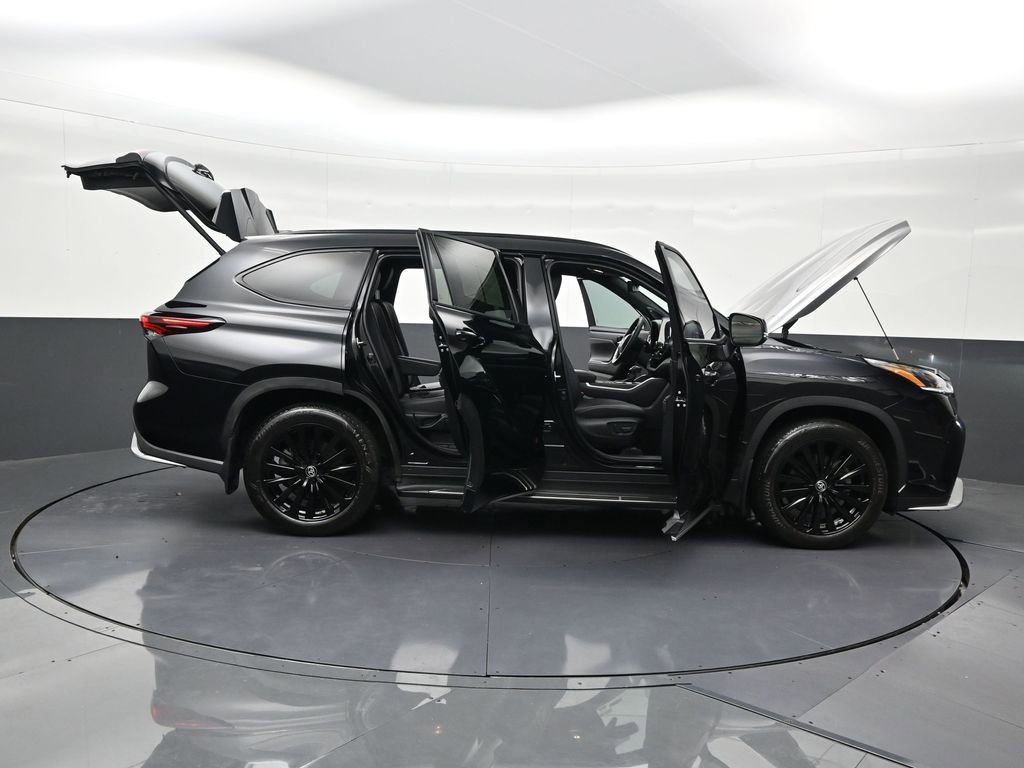 Used 2024 Toyota Highlander XSE image 37