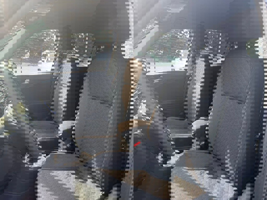 Used 2020 Volkswagen Tiguan S image 27