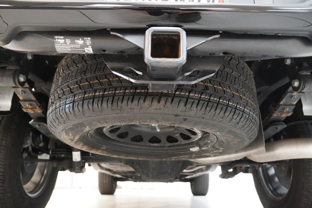 Used 2025 Chevrolet Colorado W/T w/ Advanced Trailering Package RWD image 10