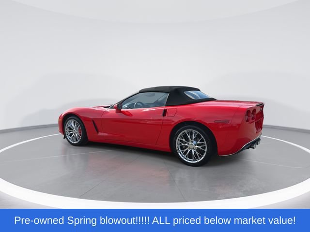 Used 2011 Chevrolet Corvette Convertible w/ 1LT RWD image 2