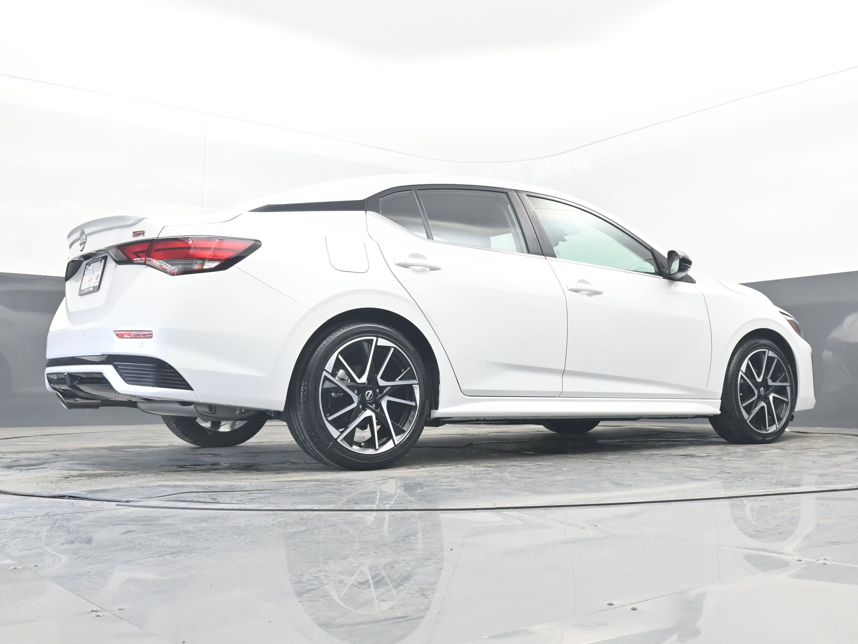 Used 2024 Nissan Sentra SR image 30