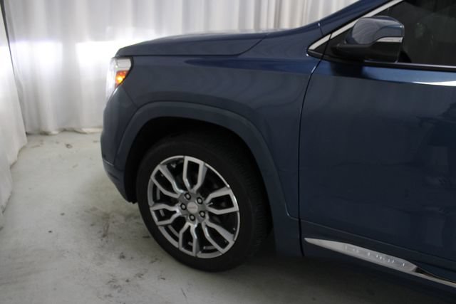 Used 2024 GMC Terrain Denali w/ Denali Premium Package AWD/4WD image 37