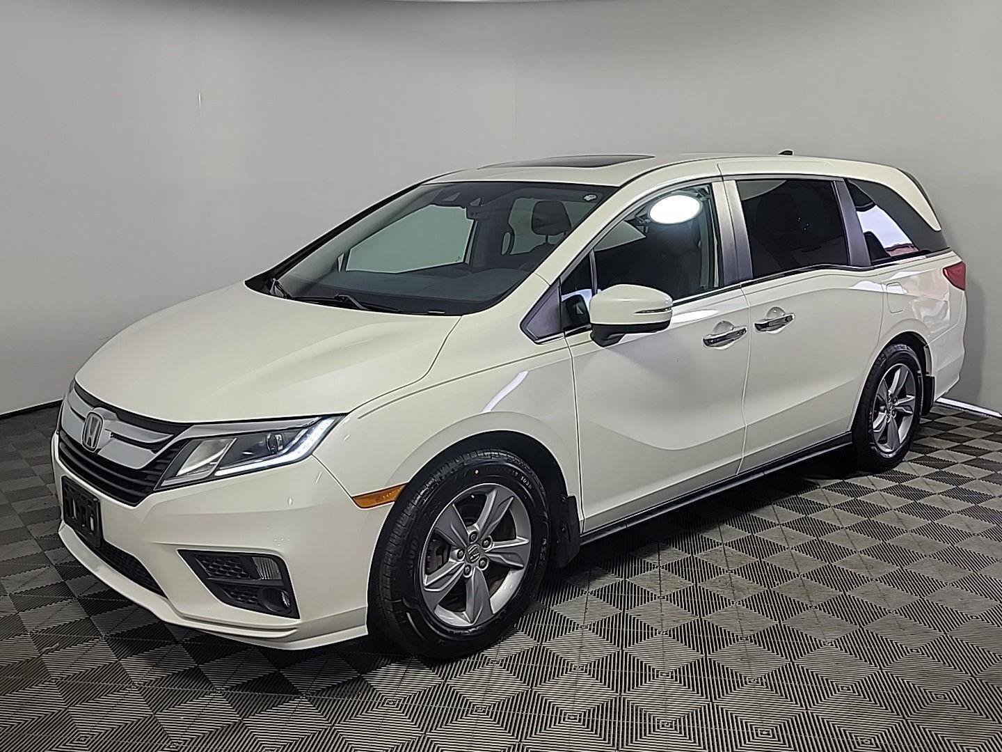 Certified 2018 Honda Odyssey EX-L image 12
