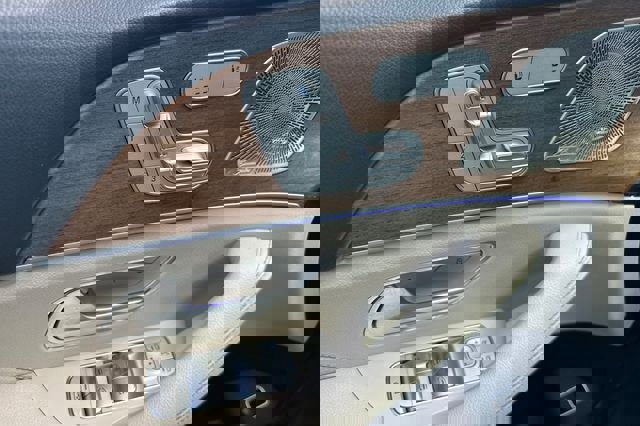 Used 2021 Mercedes-Benz GLE 350 4MATIC image 12