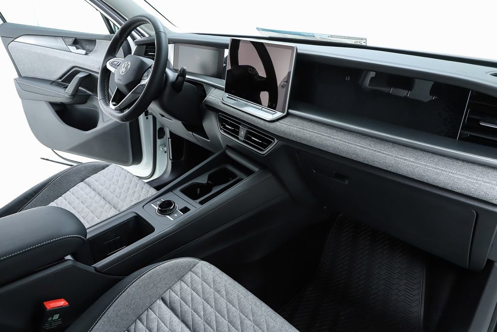 New 2026 Volkswagen Tiguan S image 31