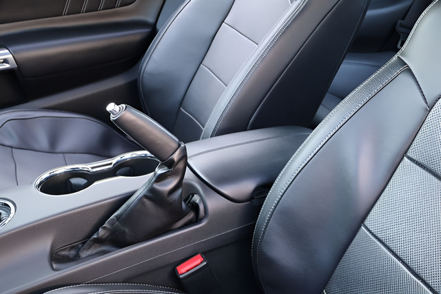 Used 2015 Ford Mustang GT Premium w/ Equipment Group 401A RWD image 15