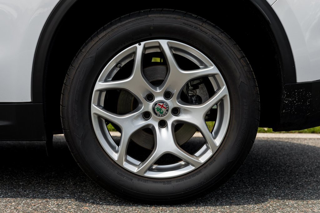 Used 2021 Alfa Romeo Stelvio Sprint image 26