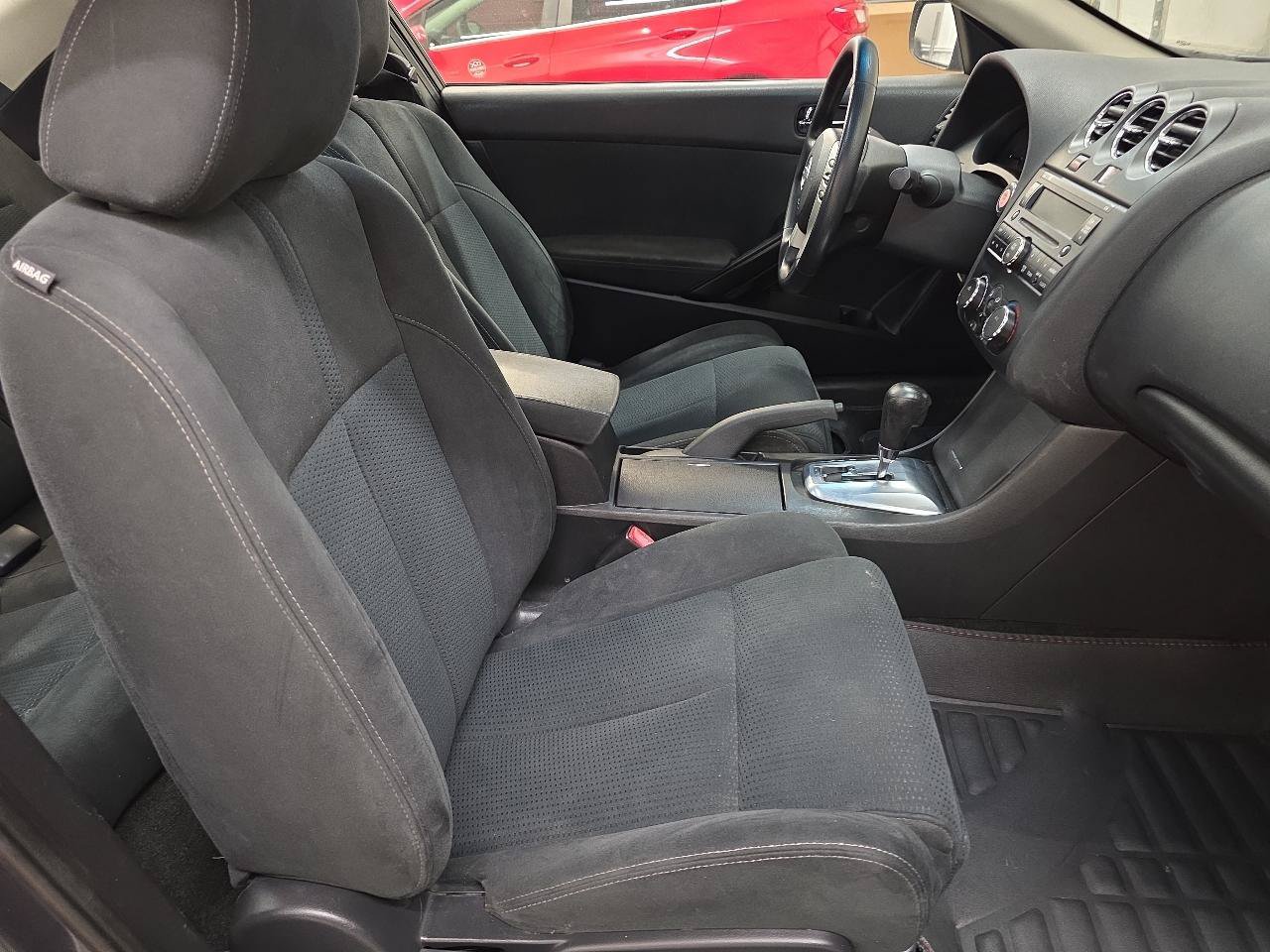 Used 2013 Nissan Altima 2.5 S FWD image 28