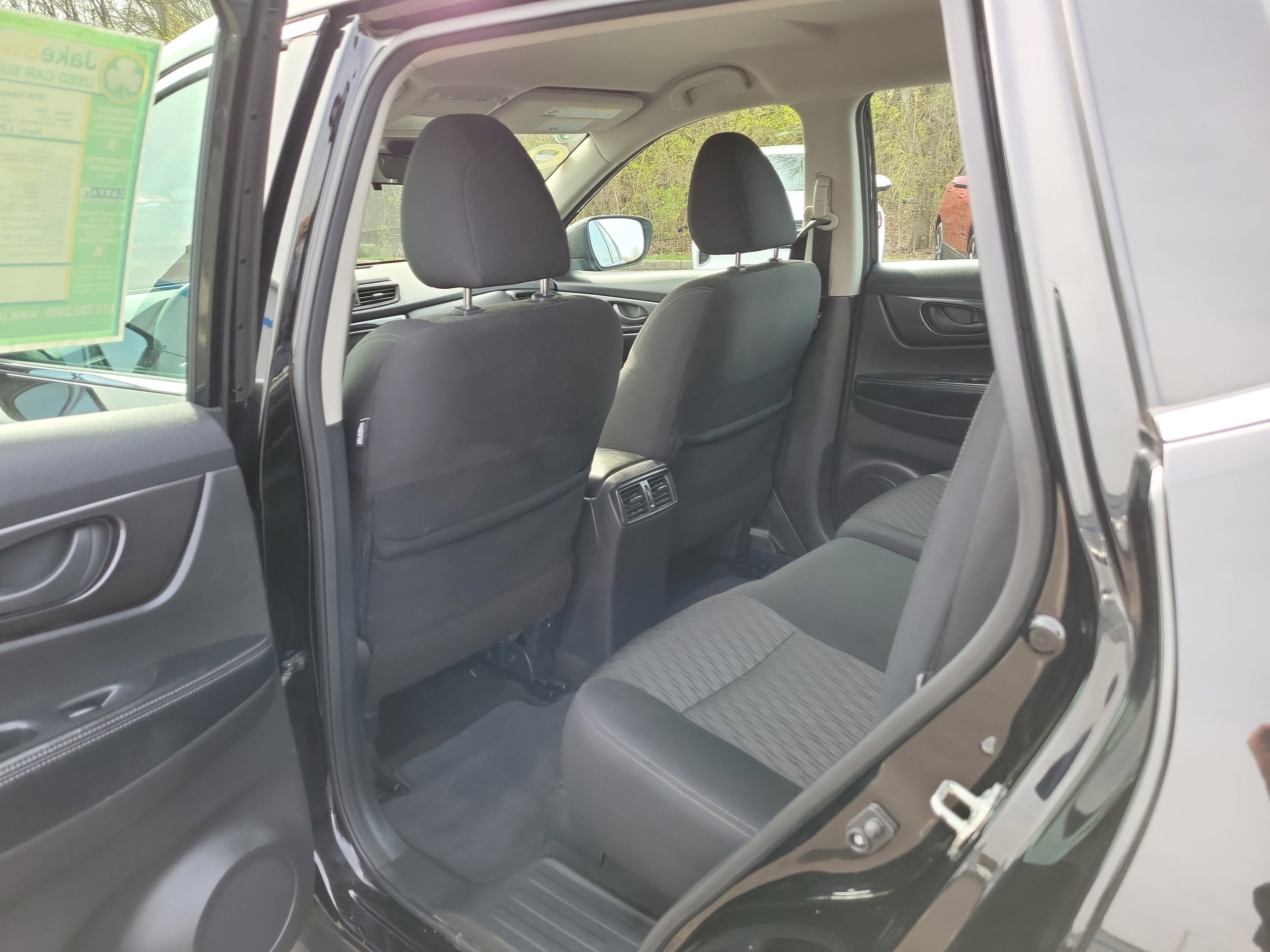 Used 2020 Nissan Rogue S image 13