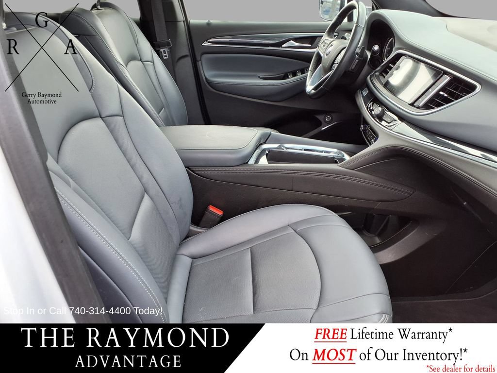 Used 2023 Buick Enclave Essence w/ Experience Buick Package AWD/4WD image 9