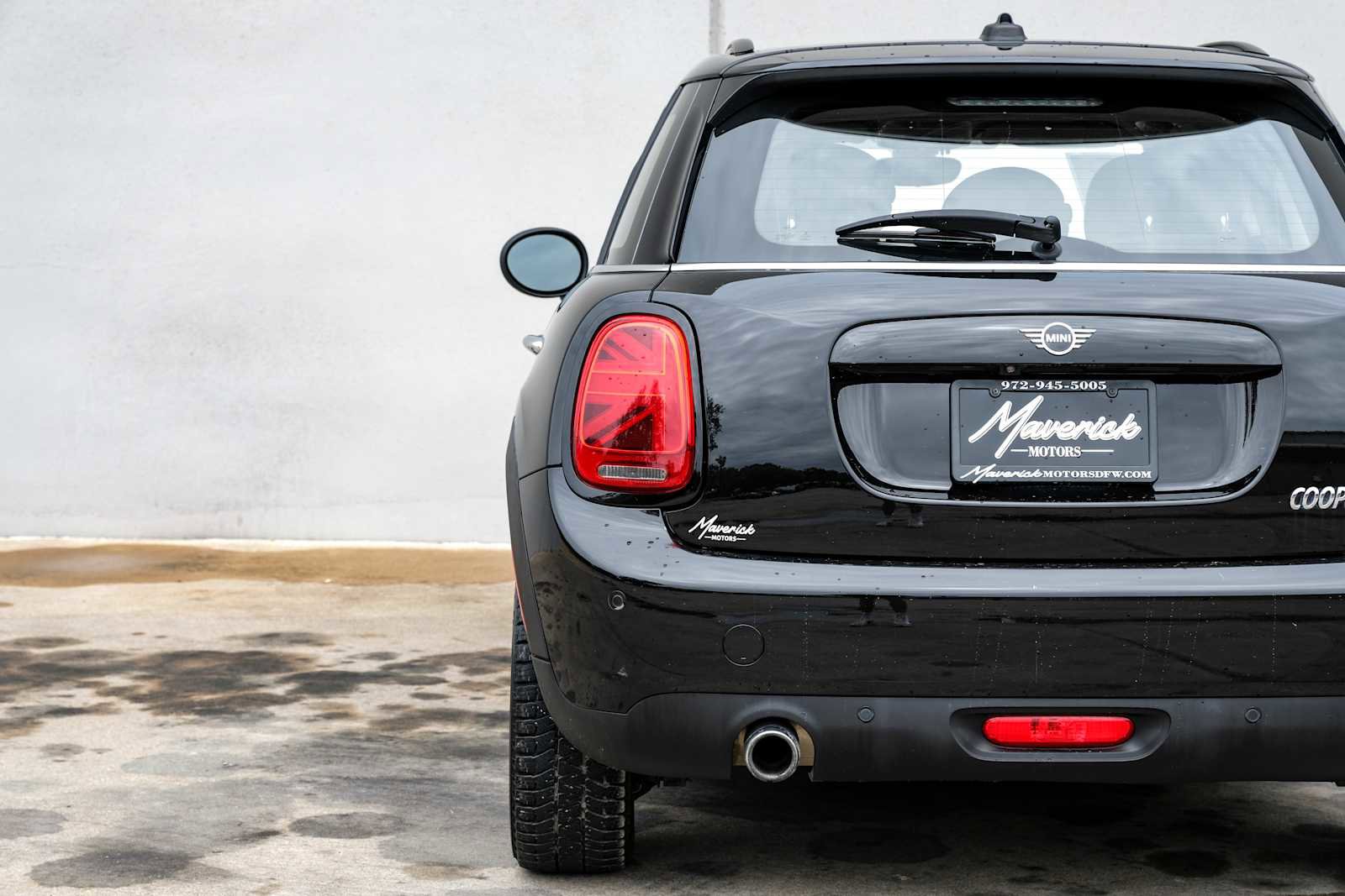 Used 2019 MINI Cooper 4-Door Hardtop image 49