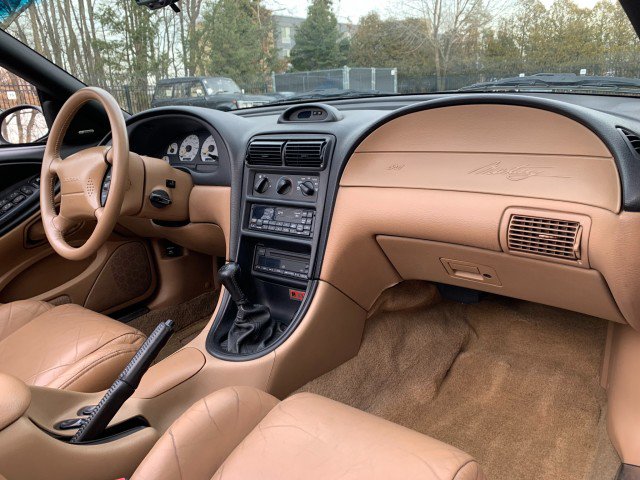 Used 1994 Ford Mustang GT RWD image 31